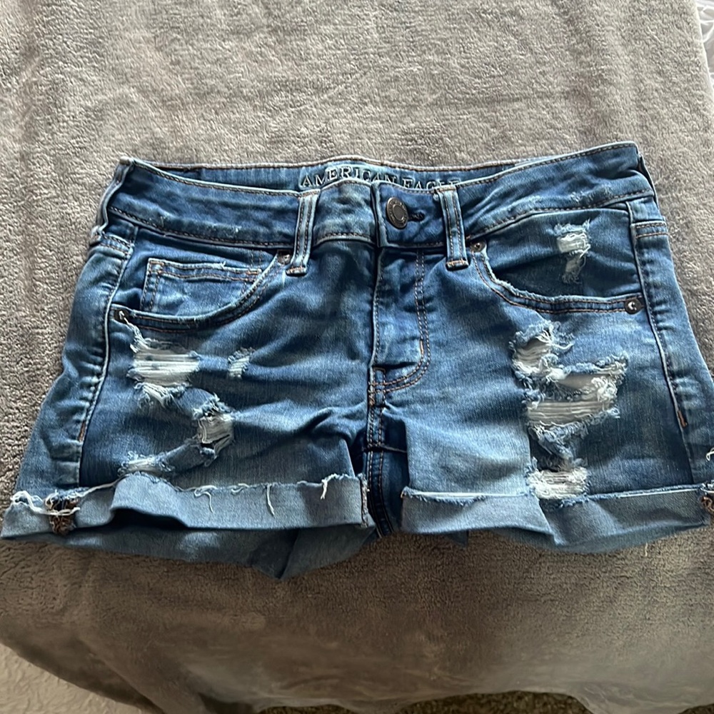 Low Rise American Eagle Shorts